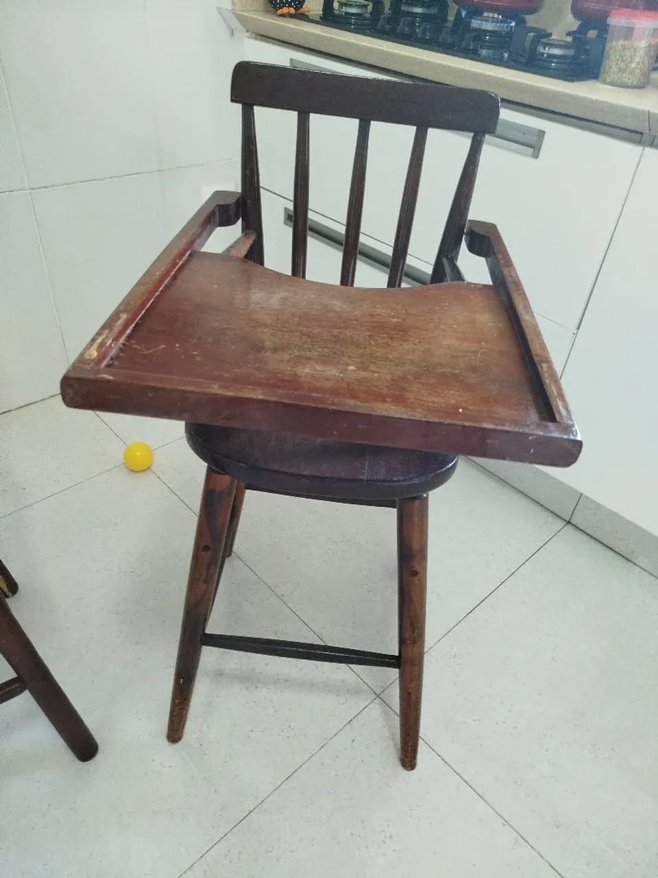 Cadeira alimentação madeira  - Foto 2