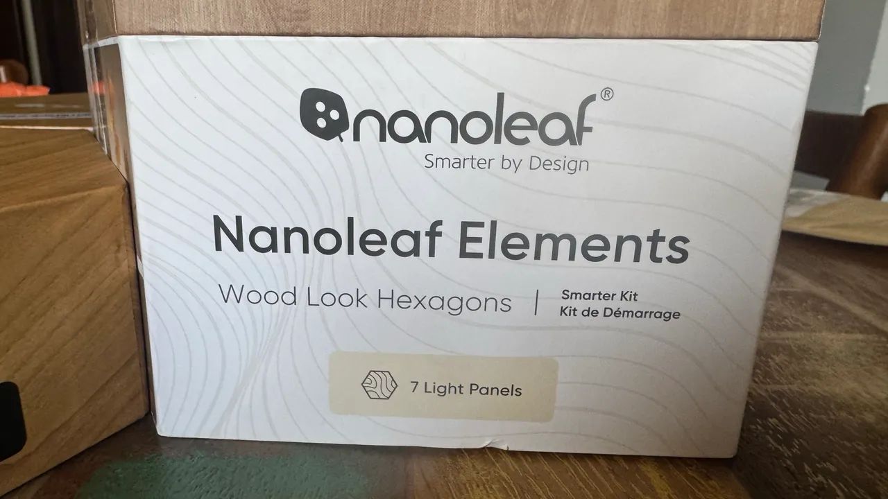  Nanoleaf Elementos - Kit inteligente hexagonal de aparência de madeira  - Foto 6