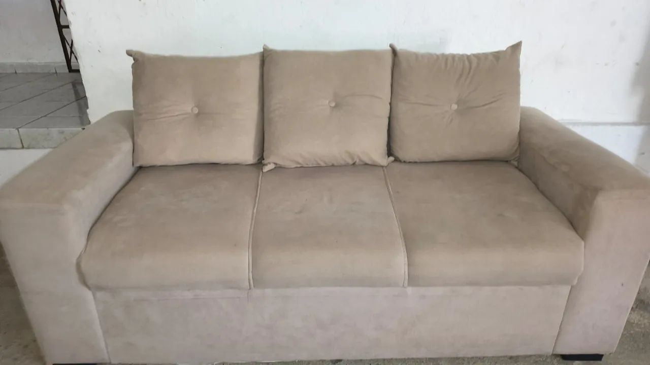 Sofá 03 lugares