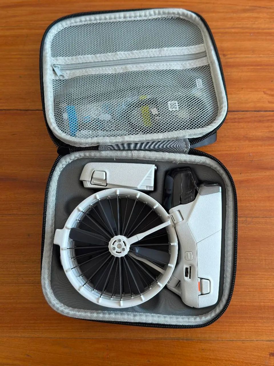 DJI FLIP NOVO - 2 BATERIAS E CONTROLE  - Foto 4