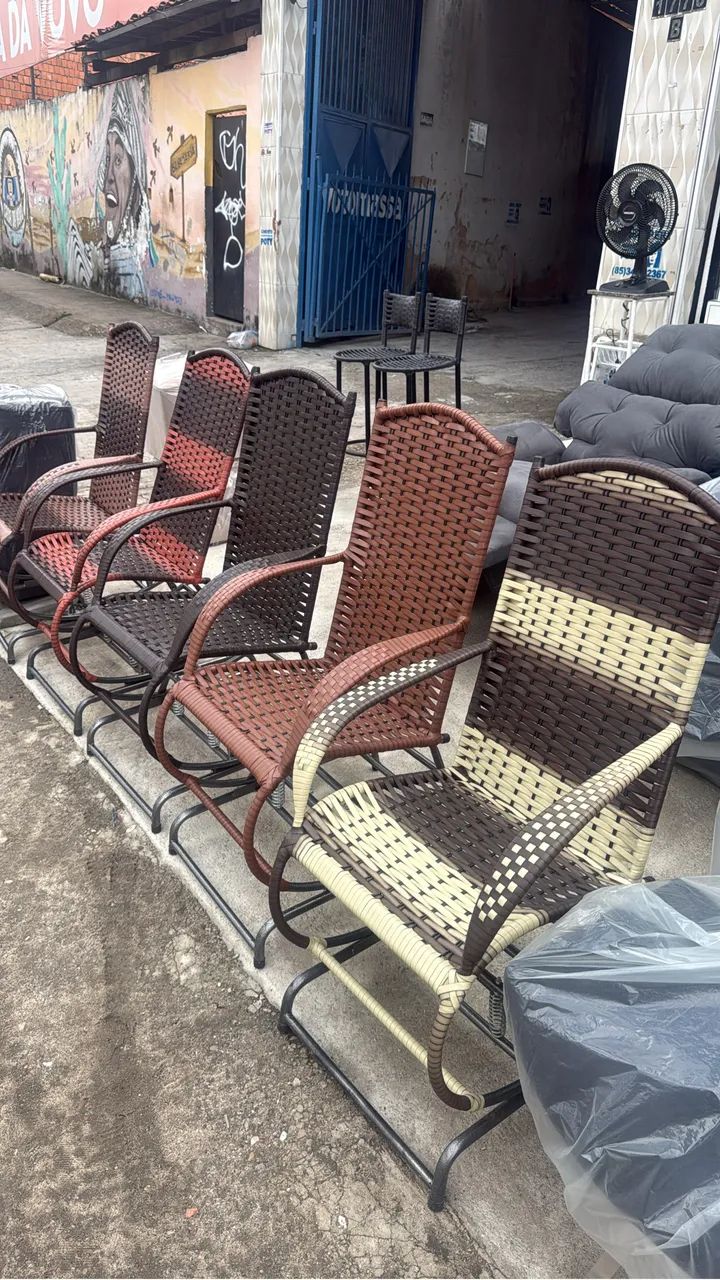 Cadeira de balanço 4 molas nova a pronta entrega  - Foto 2