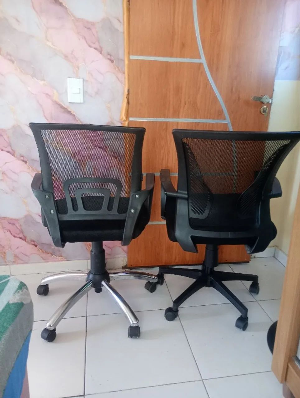 Cadeiras. Giratória  - Foto 2