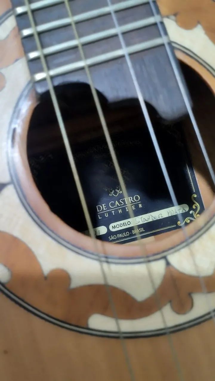 Cavaquinho de castro  Cedro canadense  - Foto 4