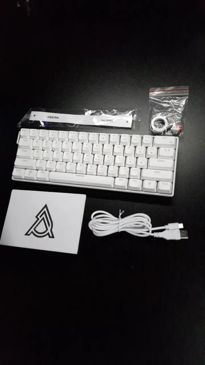 Teclado Mecânico Gamer AJAZZ x NACODEX NK61 Branco 60% (Switch Red