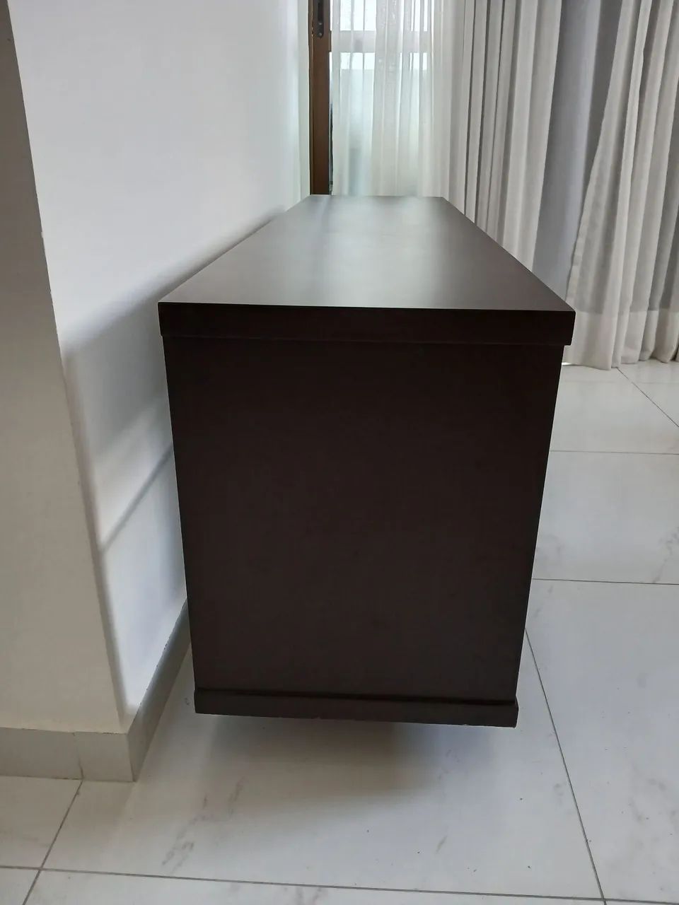 Vendo rack em madeira de qualidade usado - Foto 3