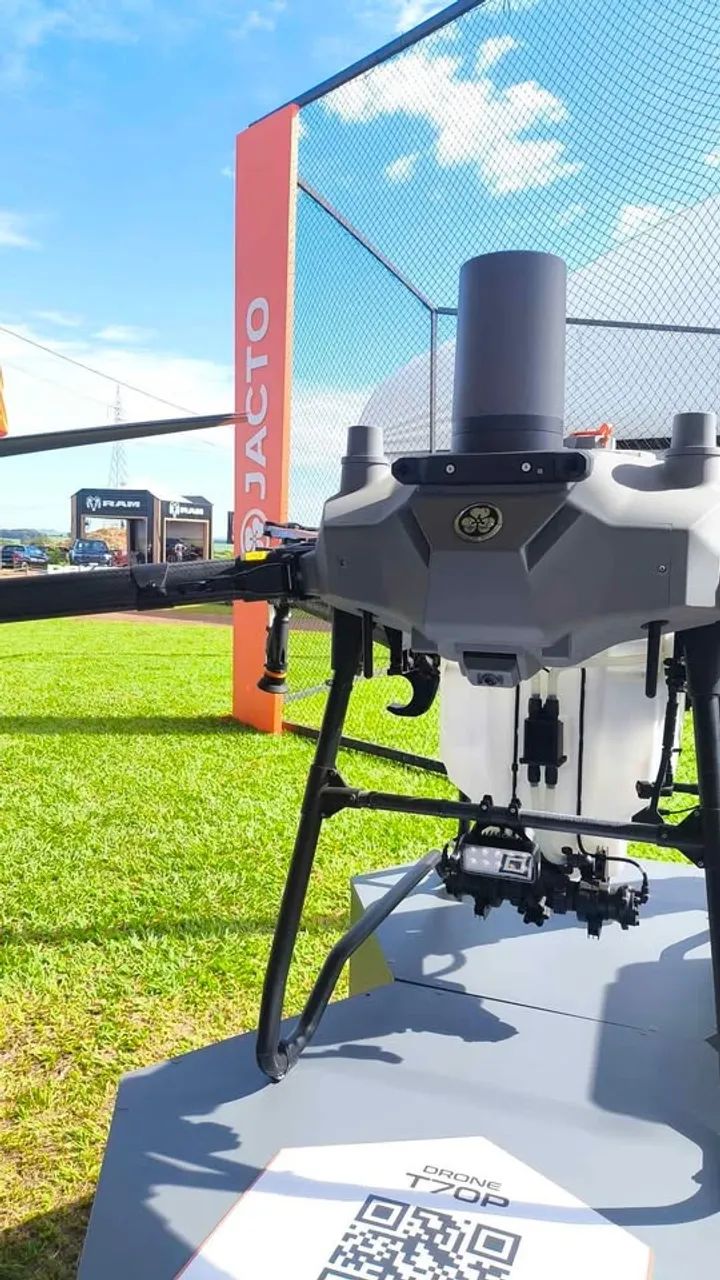 Drones Agrícolas - LINHA DJI AGRAS ou XAG - Drones - Residencial