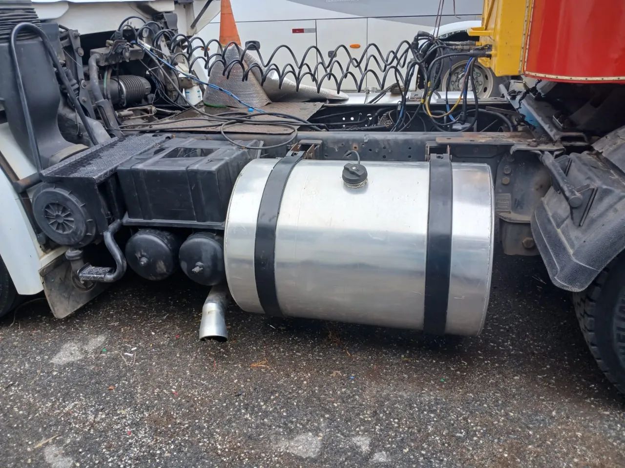 Tanque alumínio 300LT