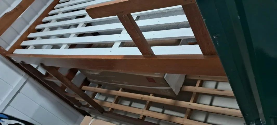Beliche de Angelim com colchões - Foto 4