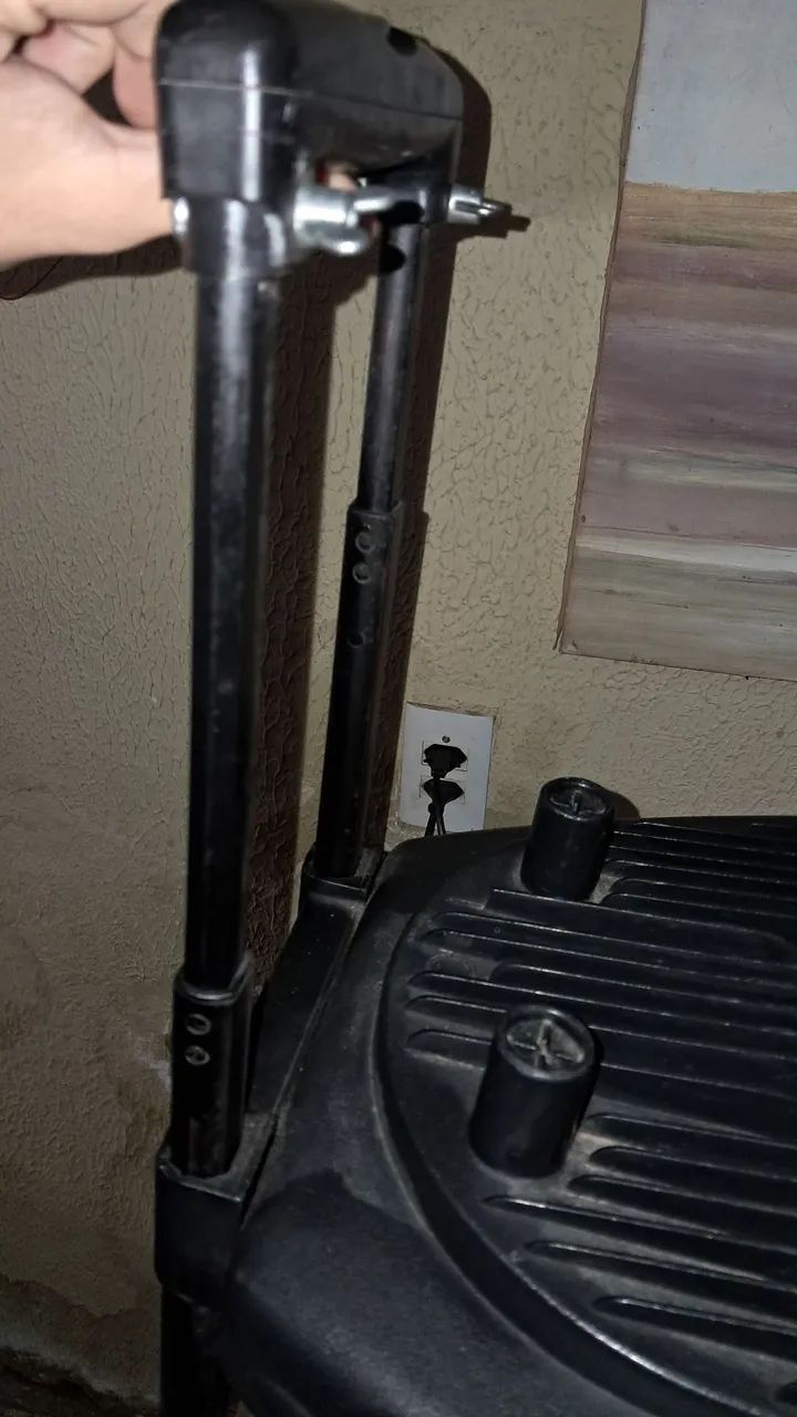 Caixa de Som Bluetooth tipo torre - Foto 4
