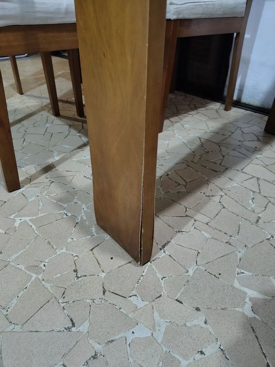 Conjunto de Mesa de Cozinha com 4 Cadeiras Usadas - Foto 4