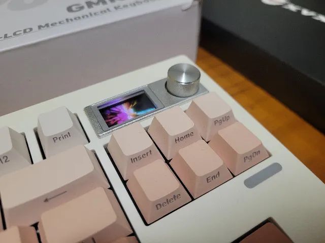 Teclado Mecânico GMK87 Creme - Foto 2