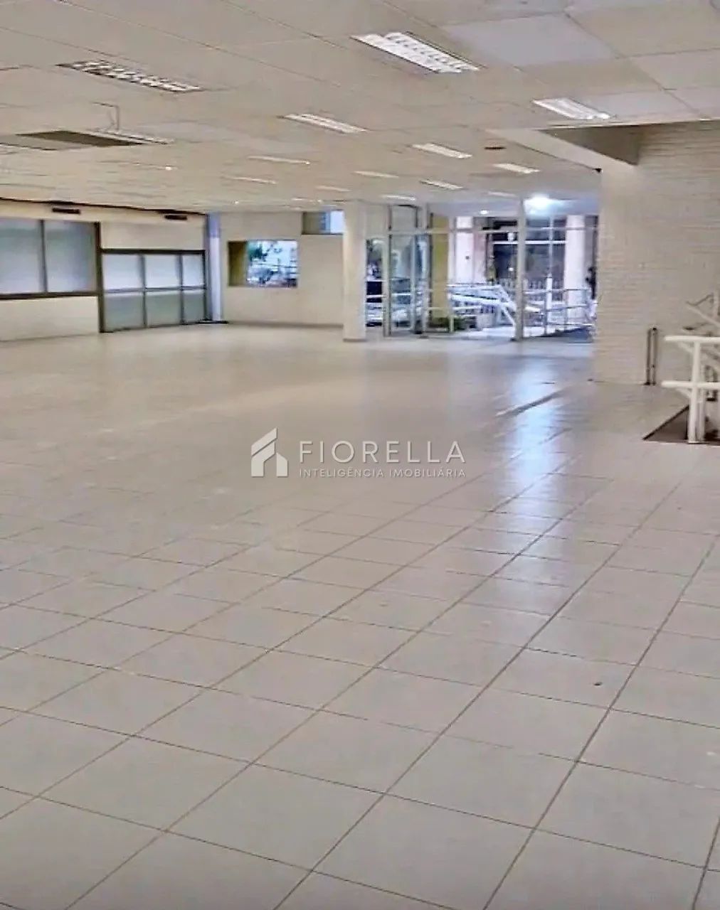 Loja térrea no Centro de Florianópolis, com 1.050m² - Foto 3