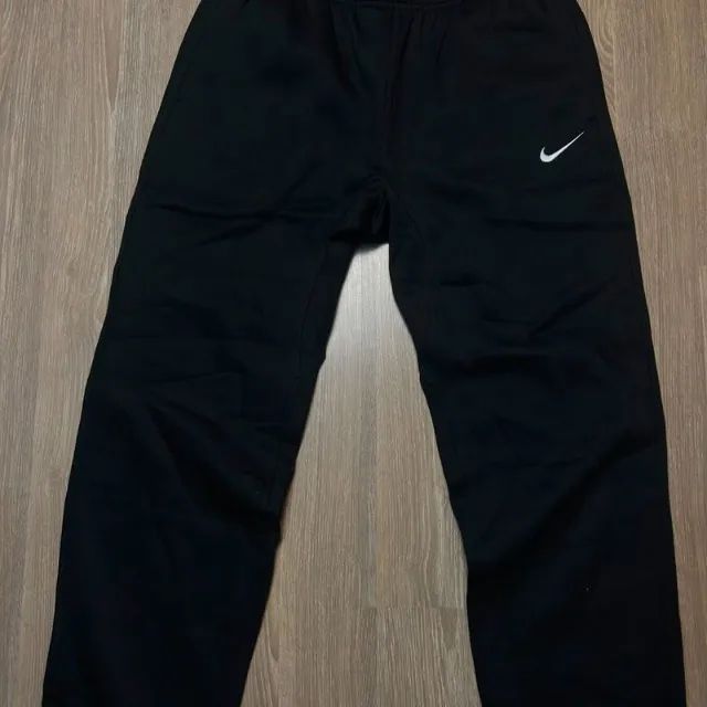 calça nike moletom preta - Foto 4