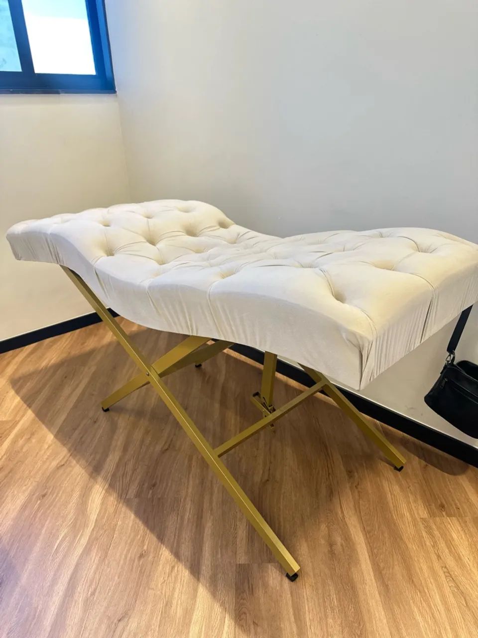 Maca Estética em Veludo Premium | Pouco Usada