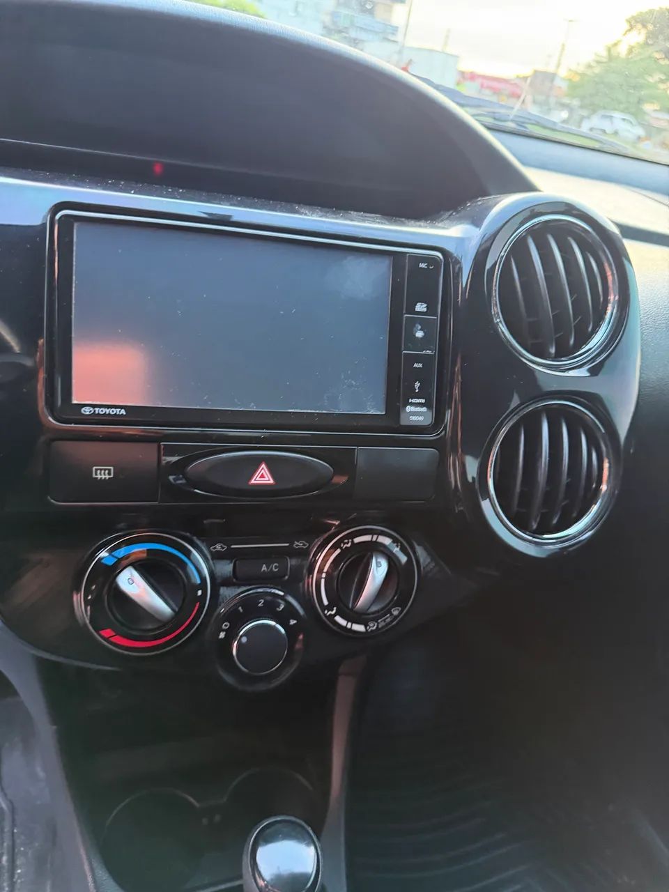 Toyota Etios XLS Sedan 1.5 Flex 16V 4P Aut. 2017 - Foto 3