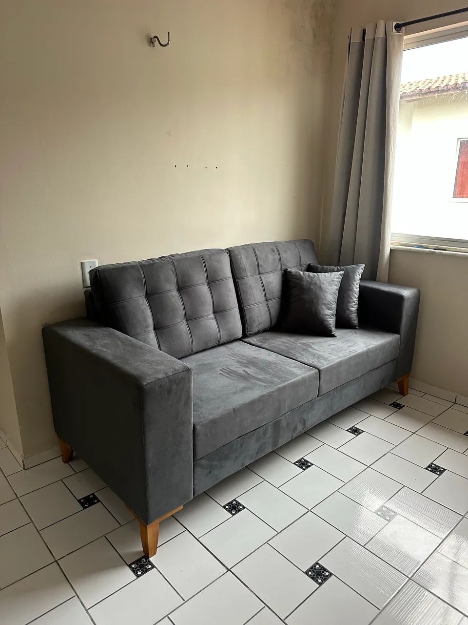 Sofá retrô 3 lugares da fábrica pronta entrega  - Foto 3