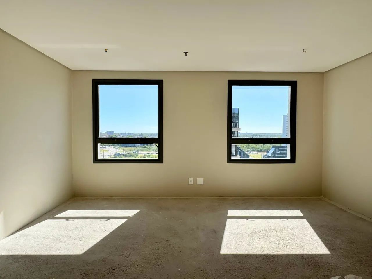 Sala comercial à venda no Edifício Vanguarda, Parque Una - 32 m², andar alto, com vaga de  - Foto 3