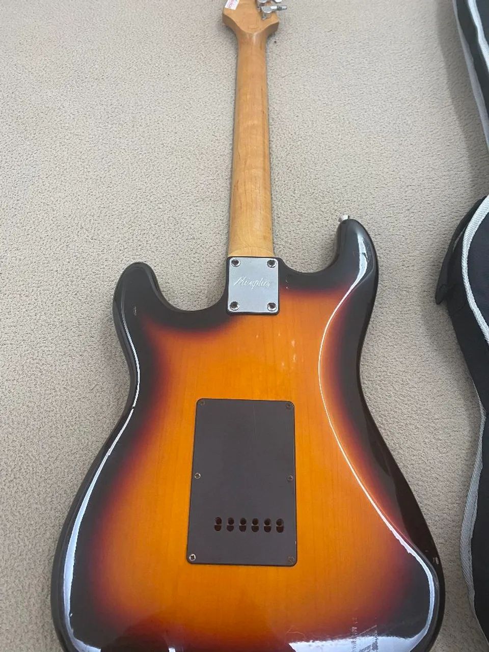 Vendo guitarra tagima - Foto 3