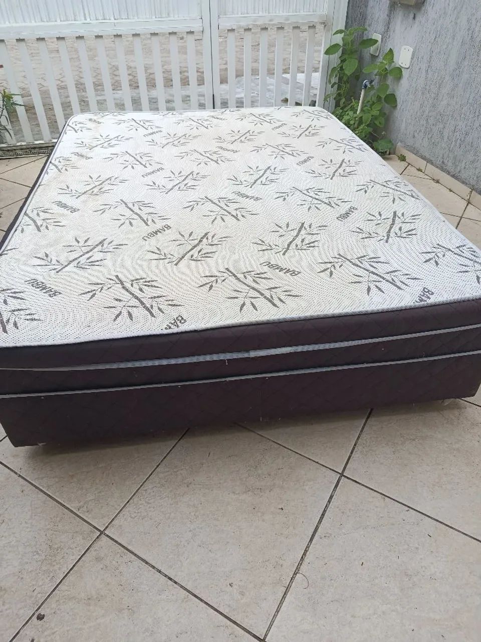 Cama box casal conjugada com colchão 