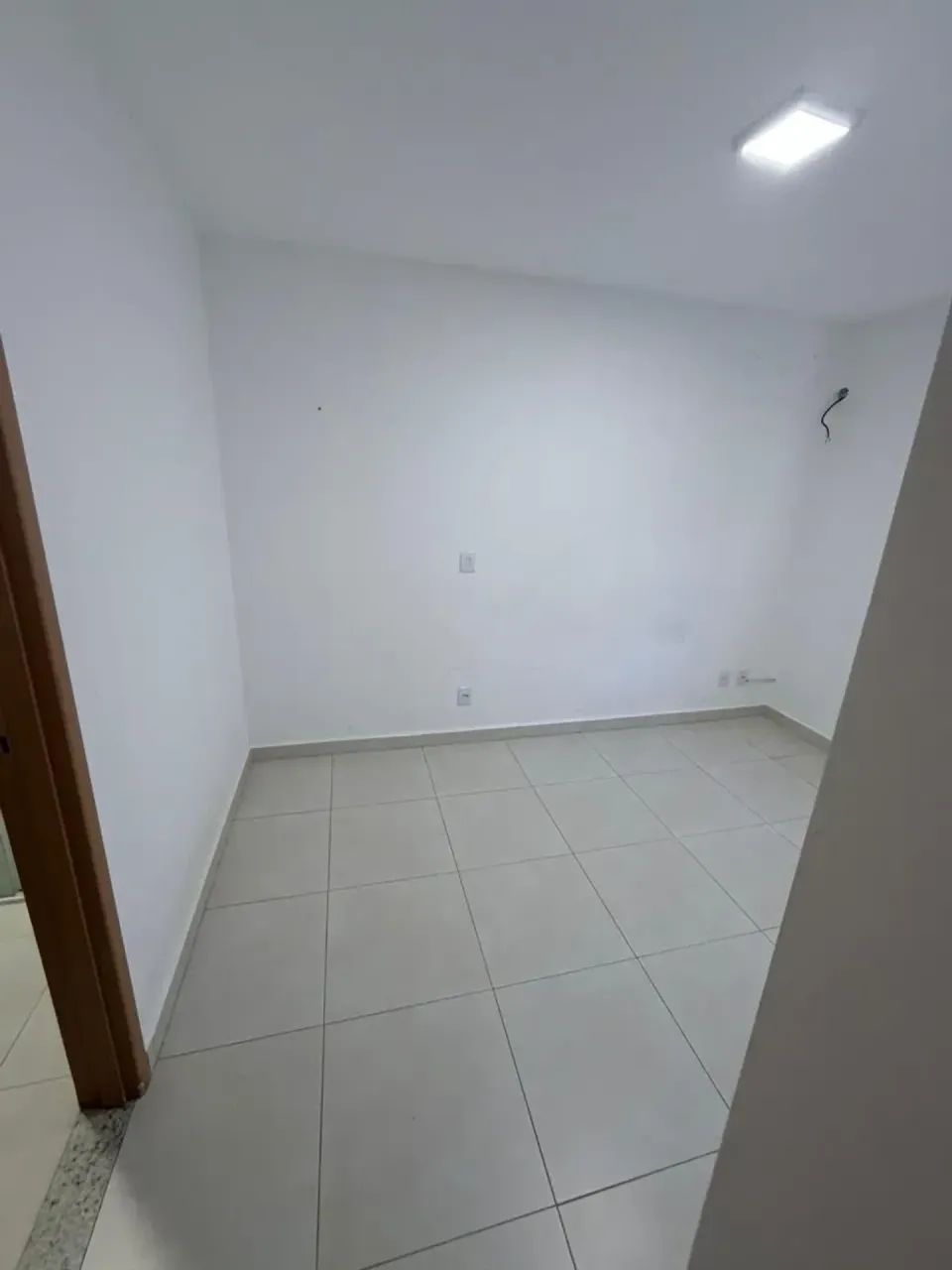 alugo apartamento no tropical parque anapolis - Foto 2