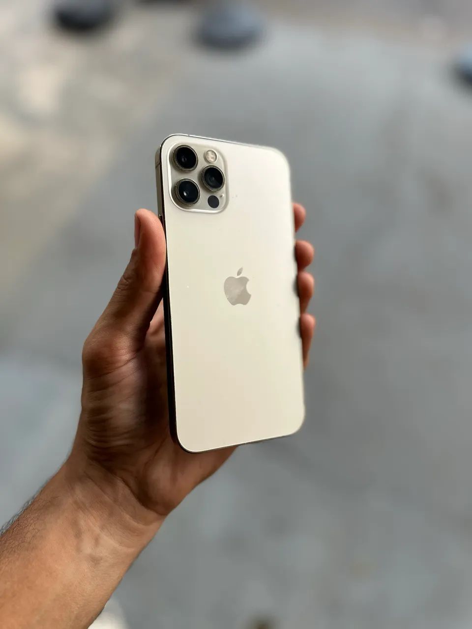 Iphone 12 pro 128gb todo original - Celulares e Smartphones
