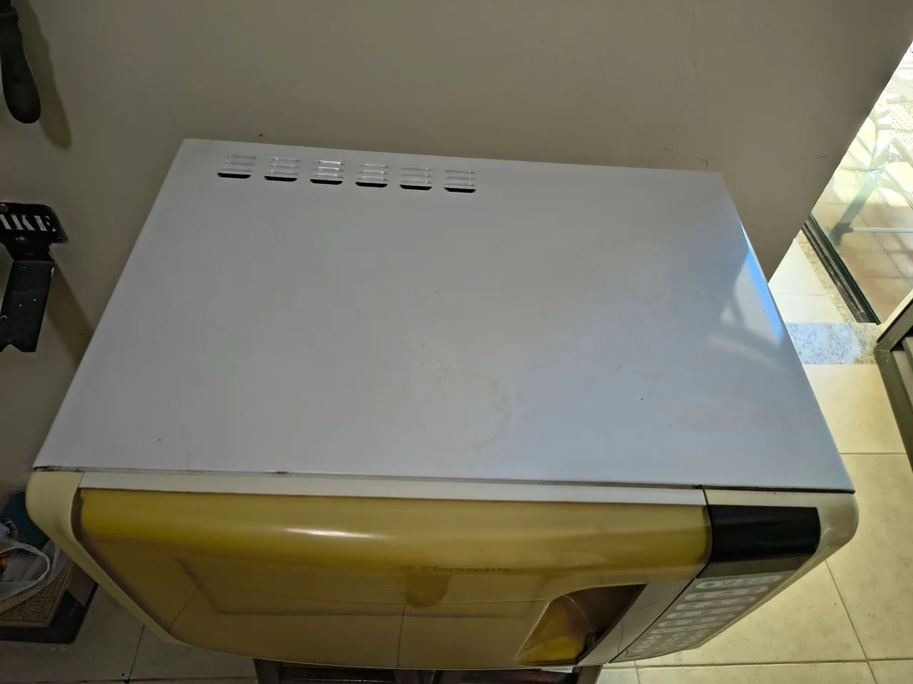 Microondas Eletrolux Original em ótimo estado - Foto 2