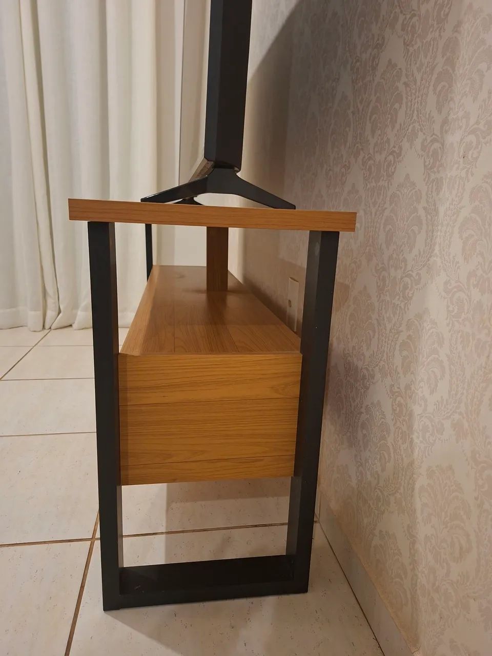Rack 100% MDF,  Freijó E Preto 140 Cm  - Foto 5
