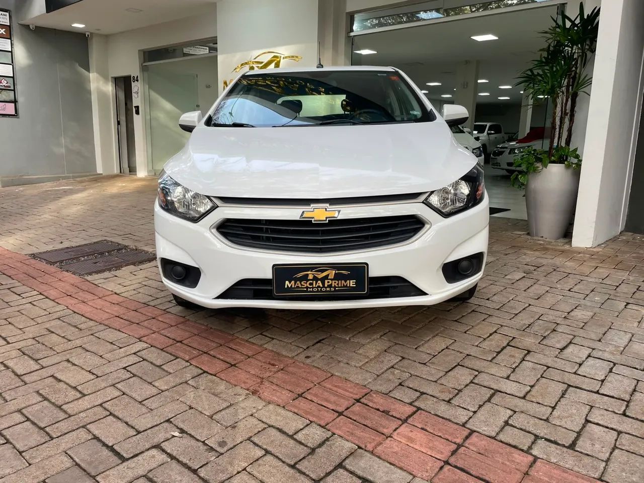 Chevrolet Onix Hatch LT 1.0 8V Flex Mec. 4P 2017 - Foto 4