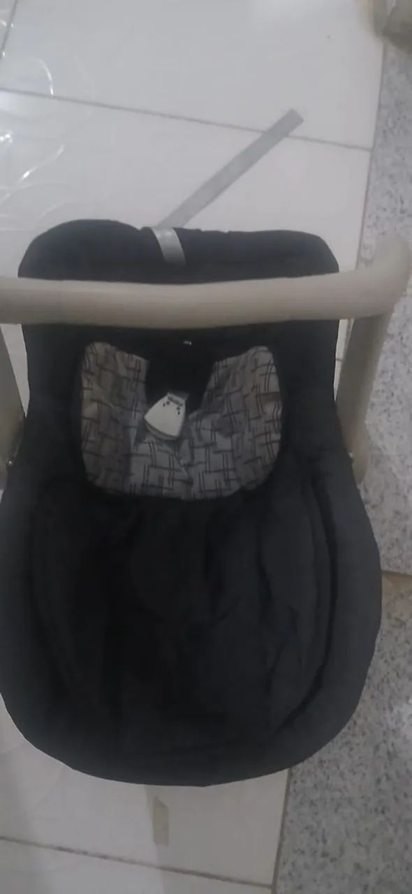 Vendo bebê conforto 170,00. - Foto 5
