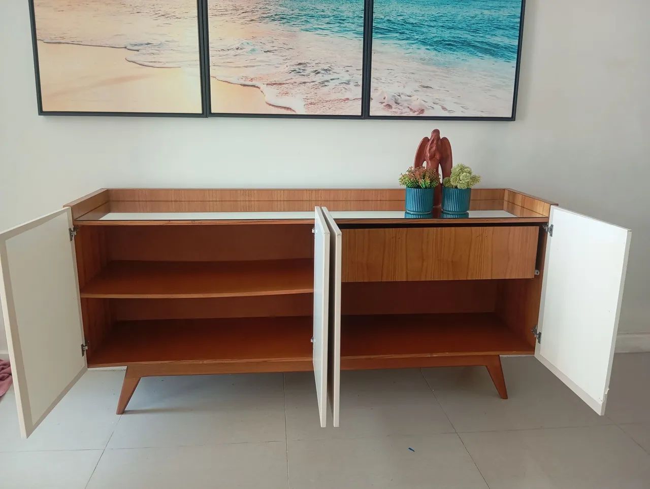 Buffet em madeira 