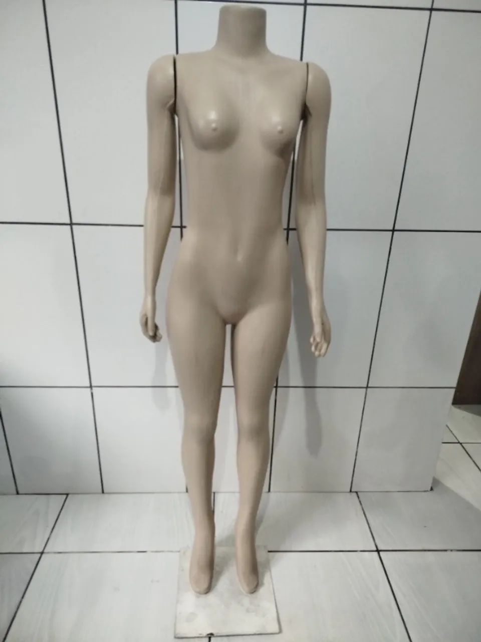 Manequin de plástico 