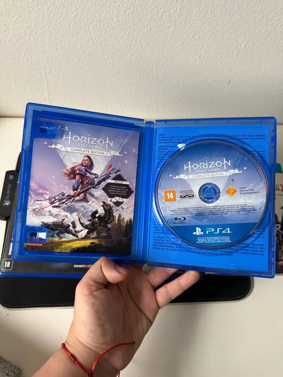THE LAST OF US 2 PS4  E + - Foto 3
