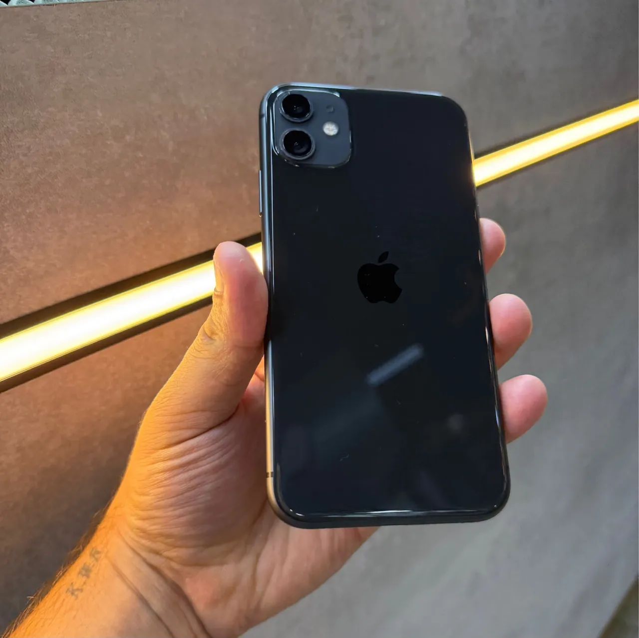 iPhone 11 128GB todo original 