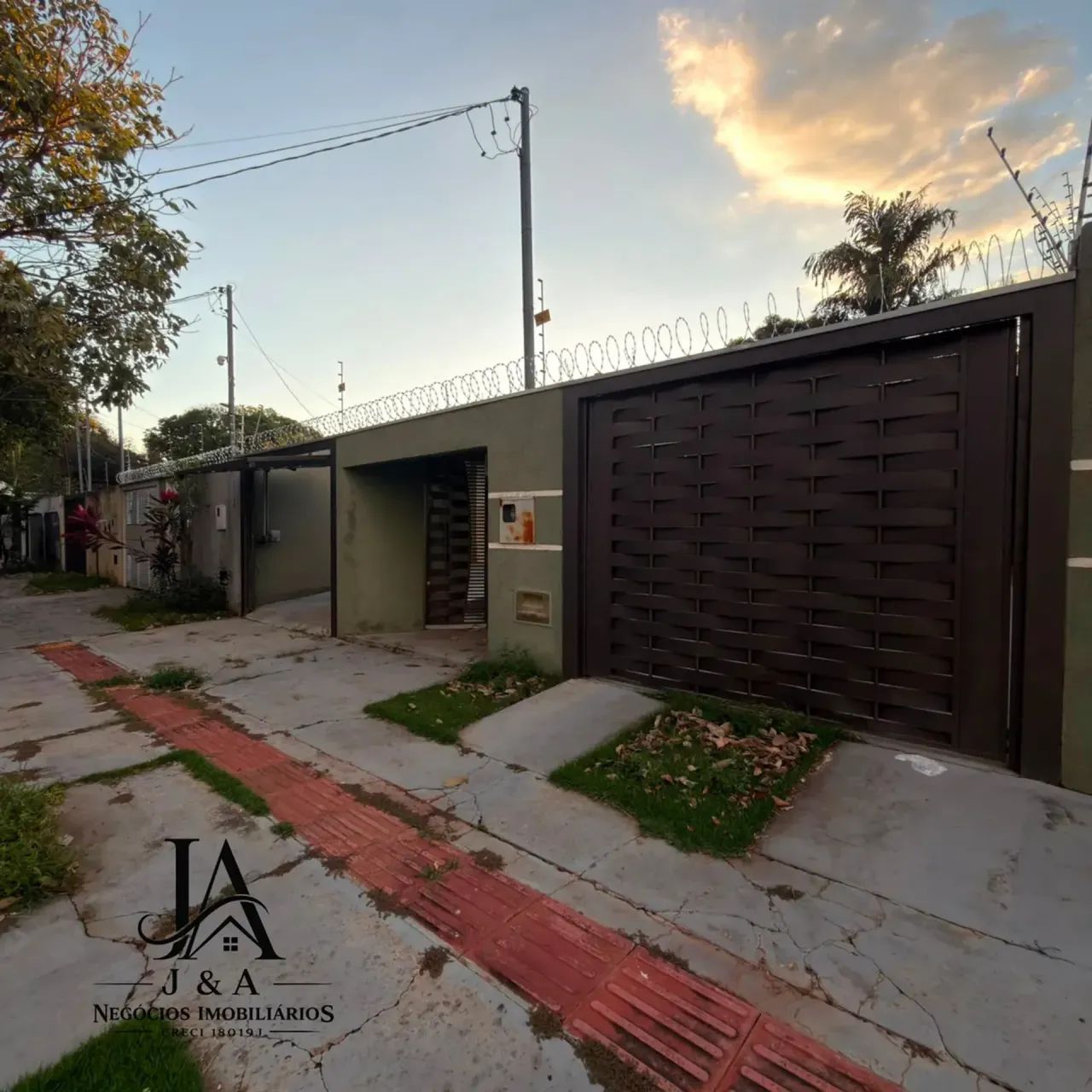 Casa usada á venda com 2 quartos sendo 1 suíte Silvia Regina - Foto 2