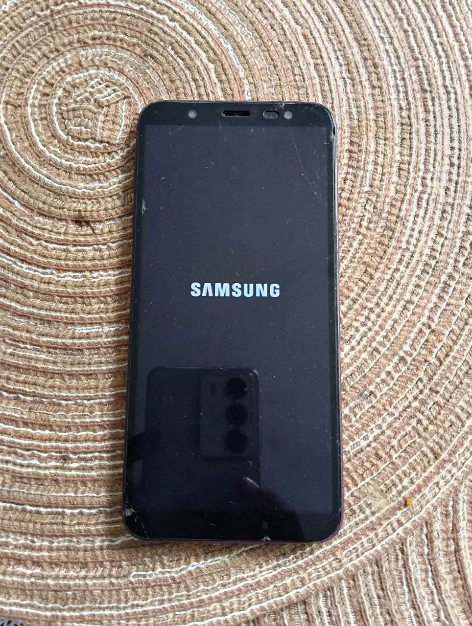 Celular Samsung Galaxy J8 Roxo  - Foto 2