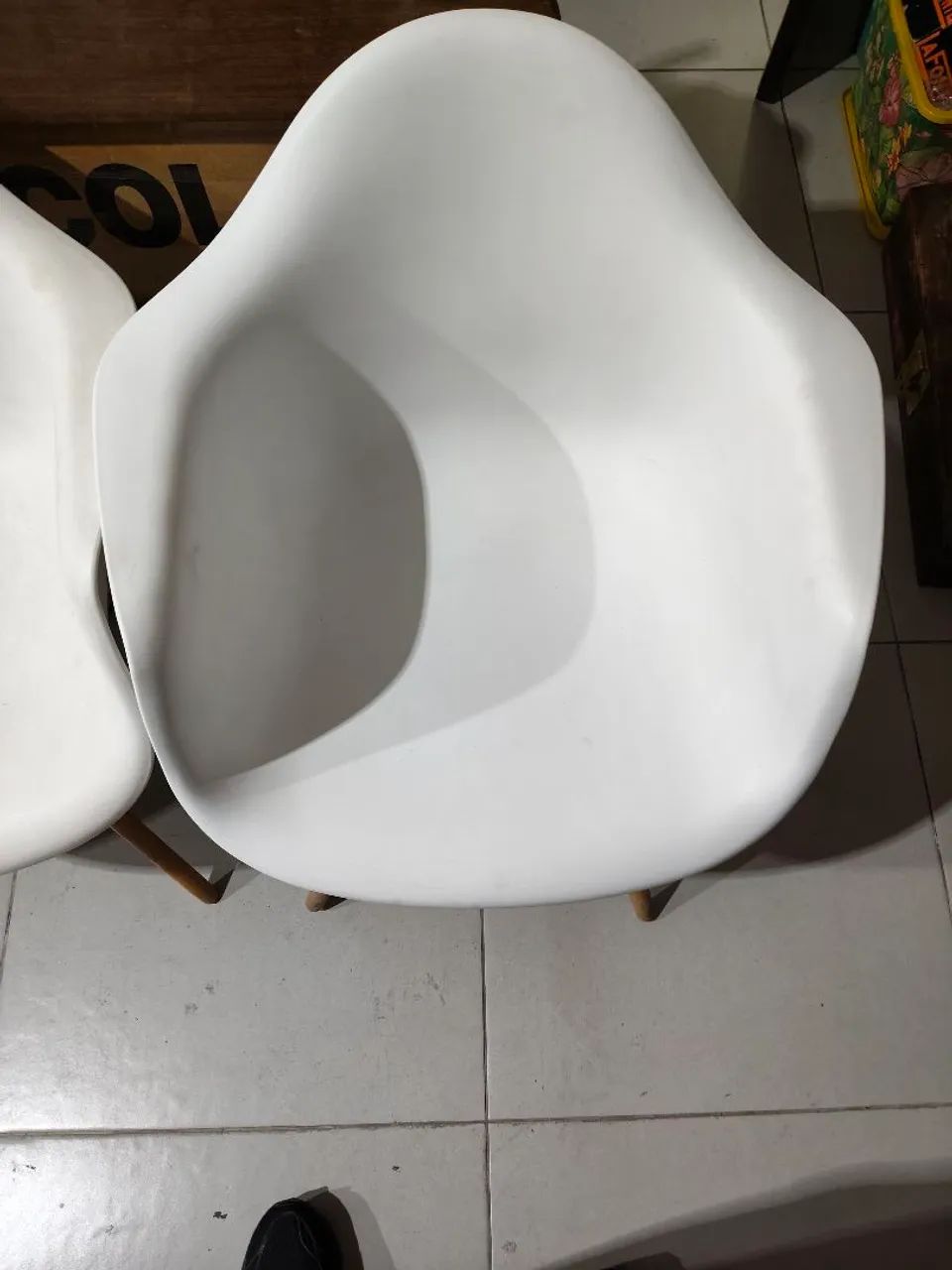 Conjunto de 4 Cadeiras Design Moderno (Estilo Eames) - Foto 2