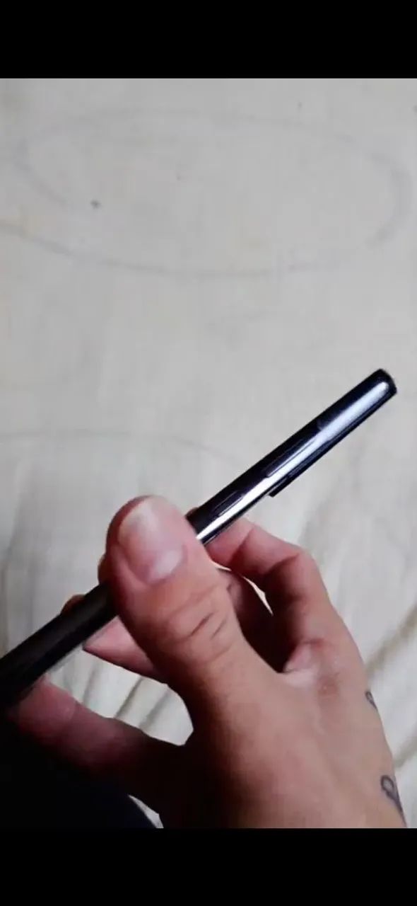 Galaxy s22,estado de novo ainda com o plástico de proteção na parte de cima  - Foto 4