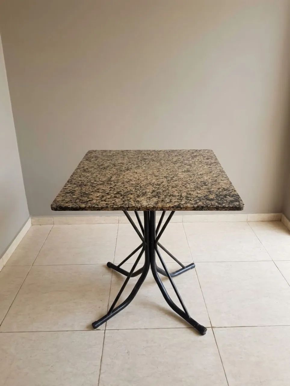 Mesa de granito 