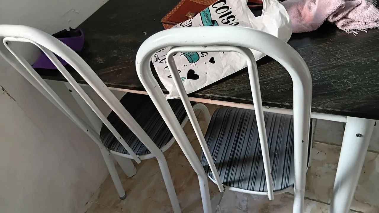 Cadeiras de Mesa - Foto 2