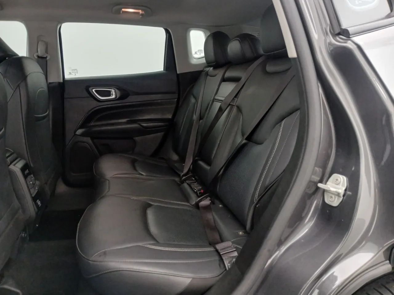 Jeep Compass LONG. T270 1.3 TB 4x2 Flex Aut., foto 17 de 18