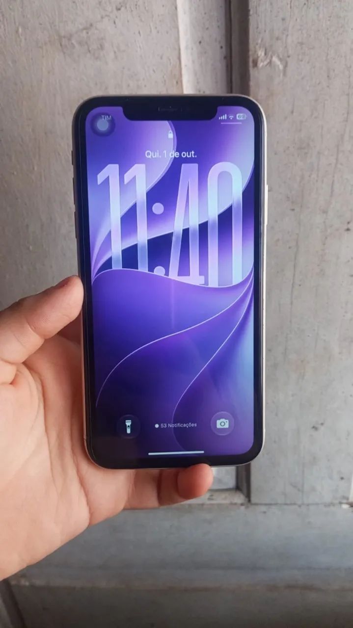 iPhone 11