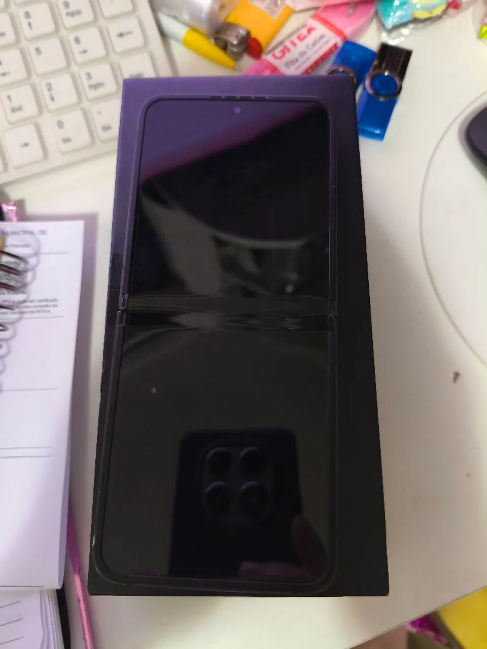 Celular com defeito na tela modelo SANSUNG FLIP6  512GB - Foto 3