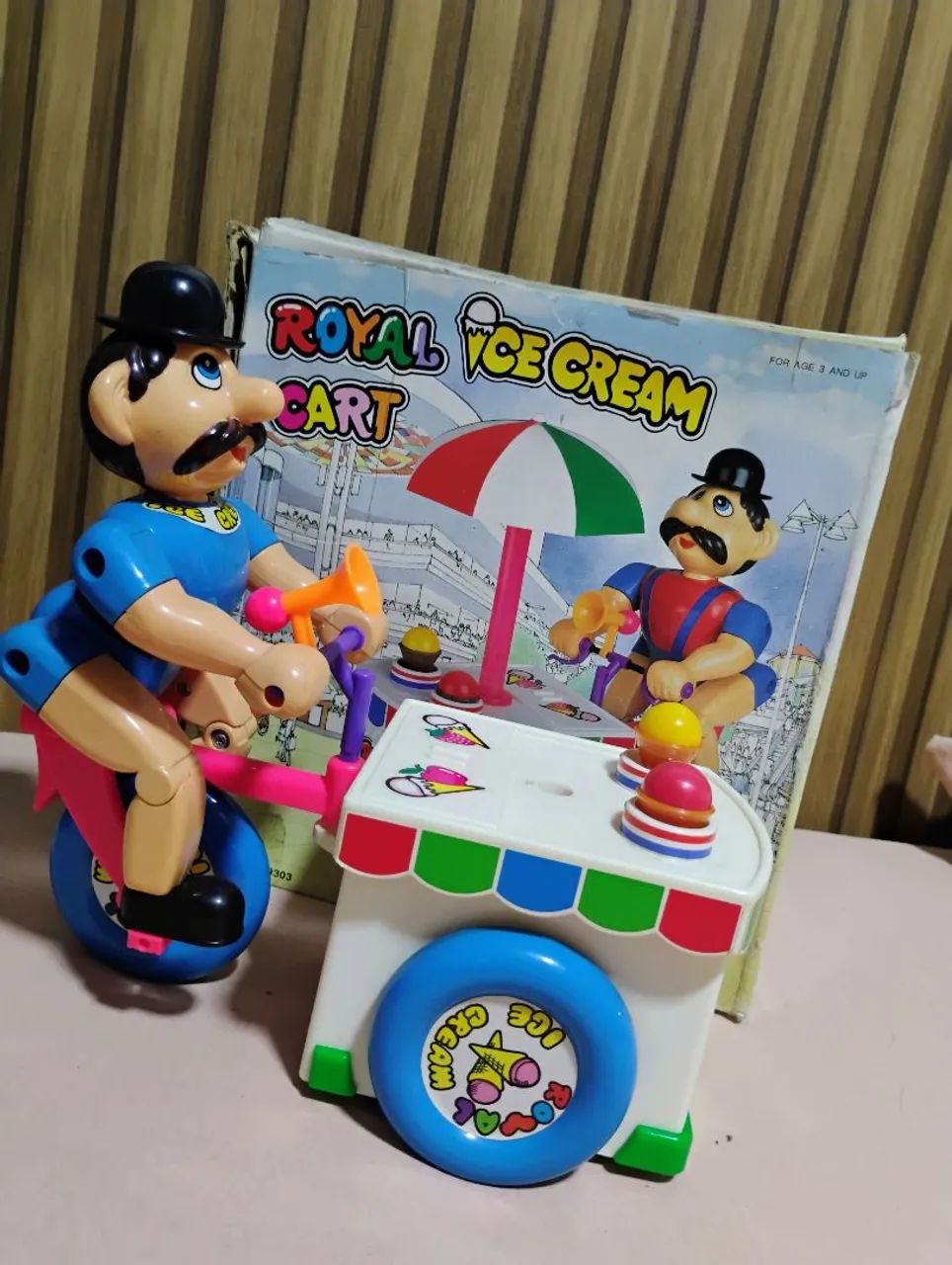 BRINQUEDO DÉCADA 80/90 SORVETEIRO 