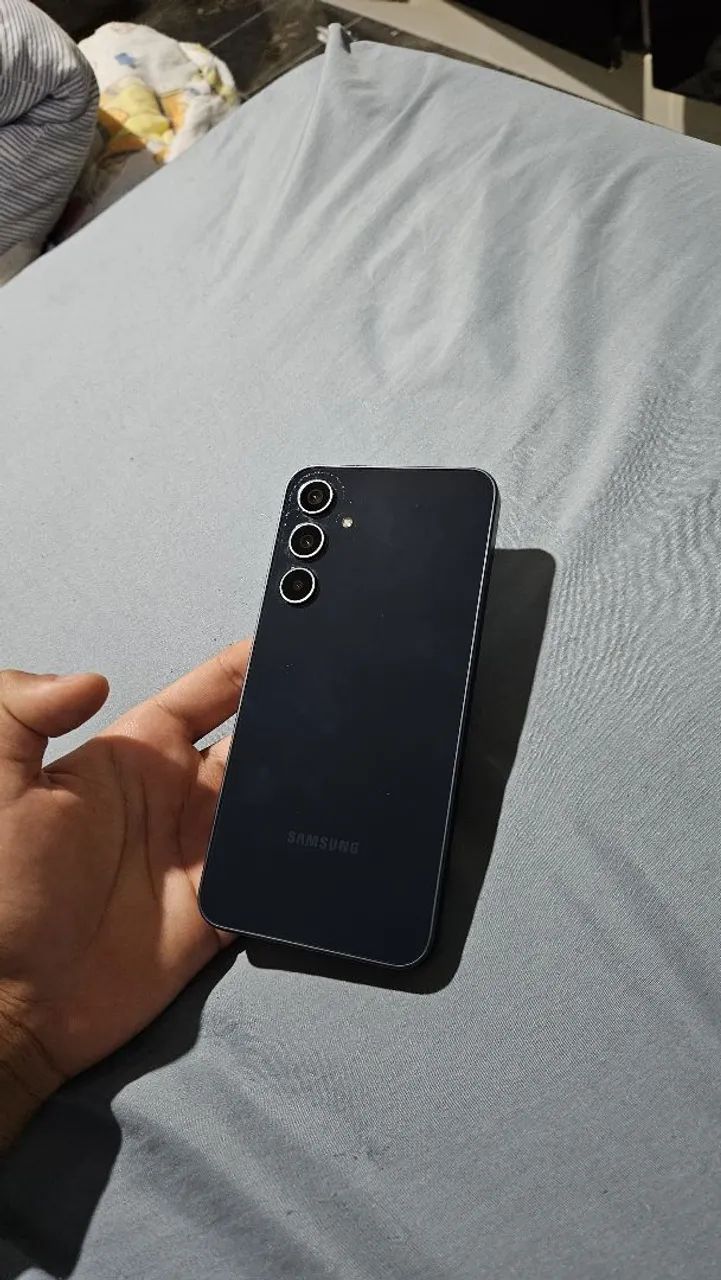 Celular Sansung Galaxy A35 5g  - Foto 4