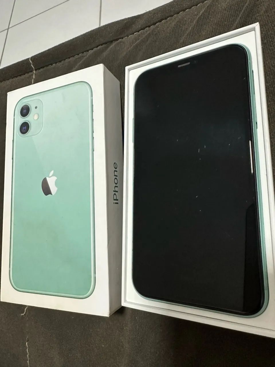 iPhone 11 - 64gb - Verde