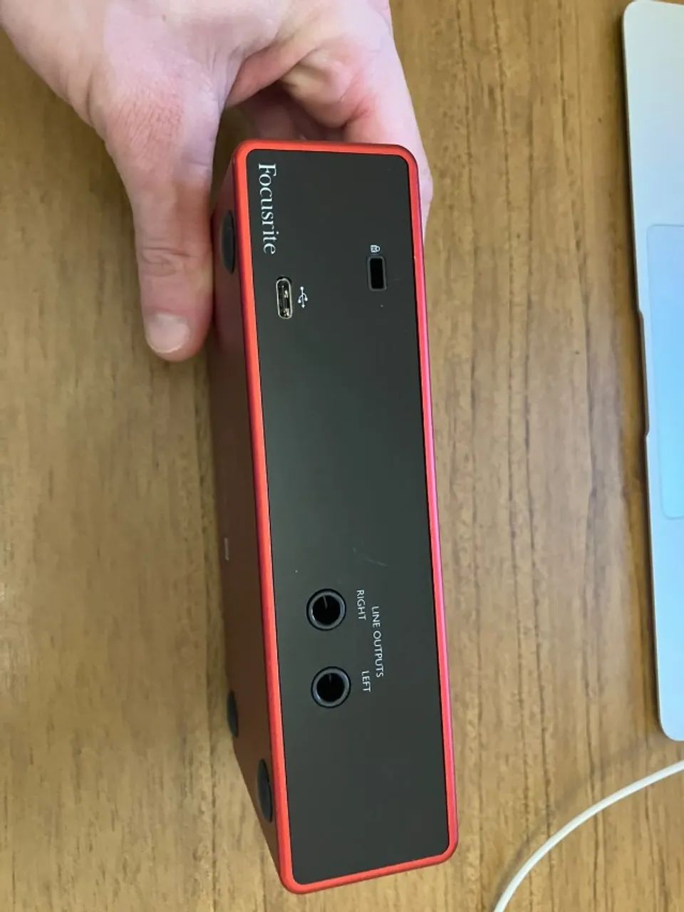 Interface de Áudio Focusrite Scarlett 2i2 3ª Geração (USB-C) - Foto 3