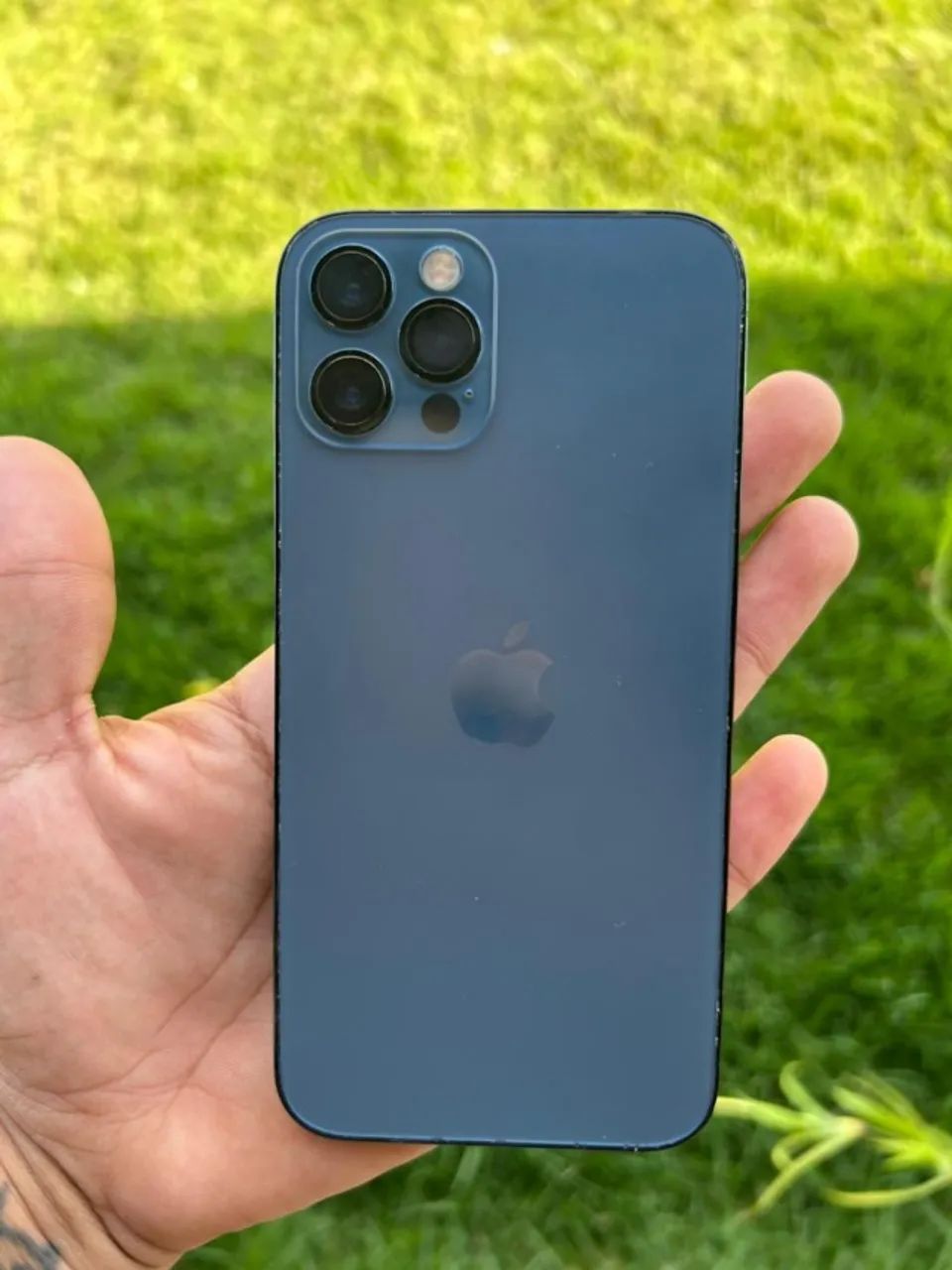 iPhone 12 Pro 128GB - Com Problema no Display - Foto 2