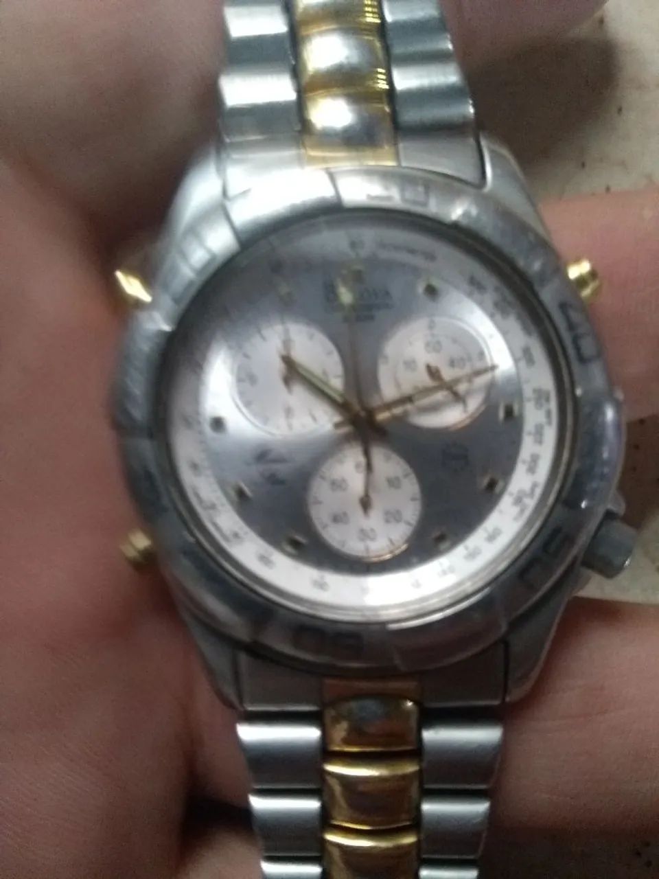 Relógio buluva 150 reais  - Foto 3