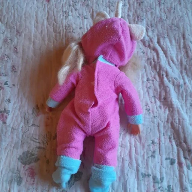 Boneca com pijama unicornio - Foto 3