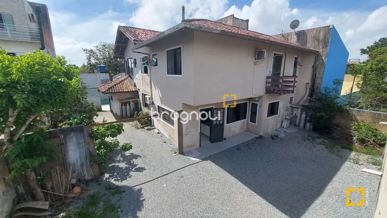 Casa a 300m do mar do Campeche na região do Riozinho